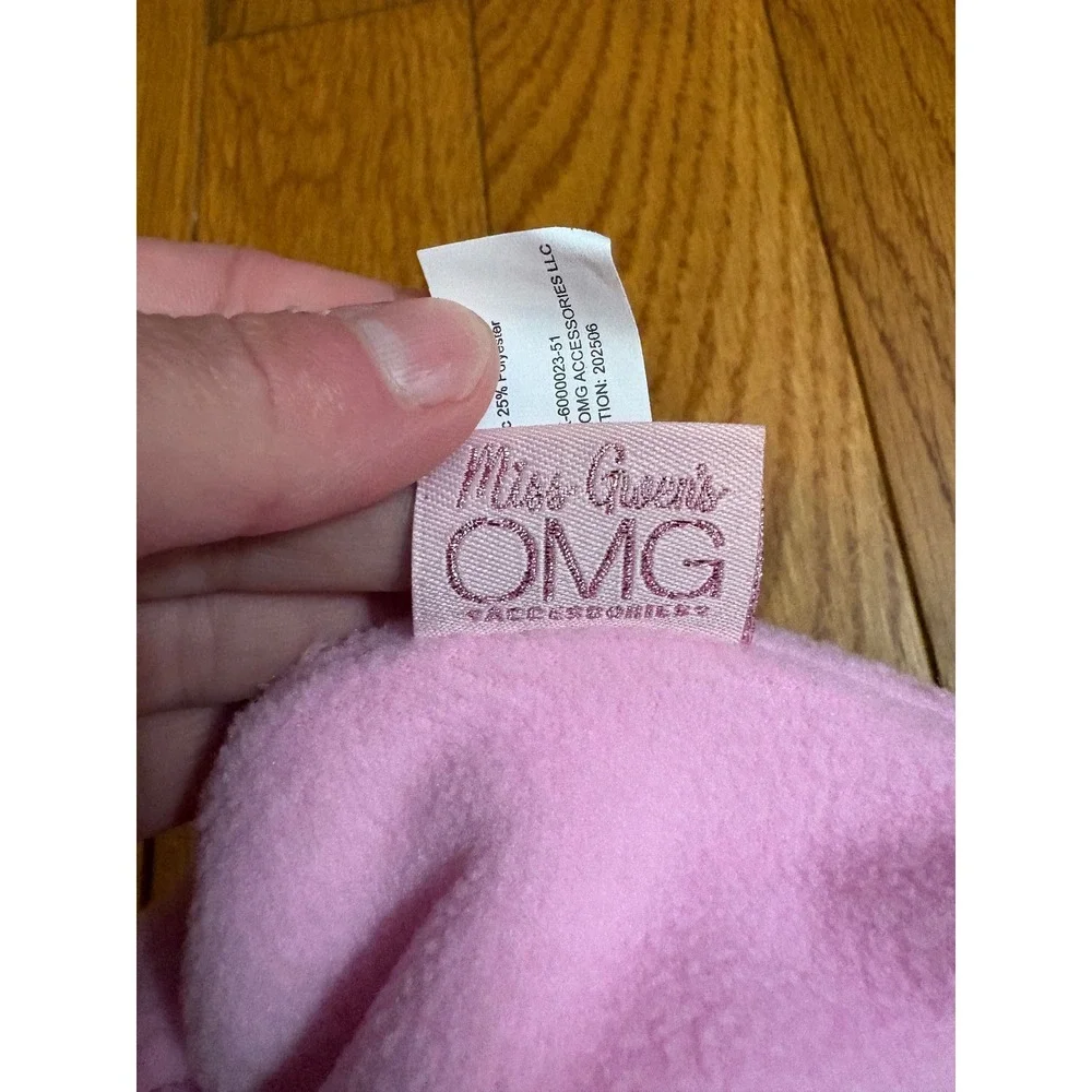 Miss Gwen's OMG Accessories Pink Strawberry Pom Beanie and Gloves Set Kids‎ NWT
